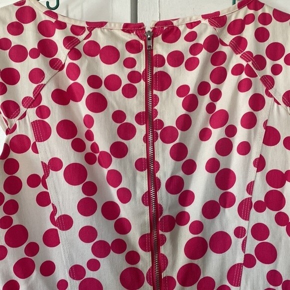 Maggy London perfect polka dot fit and flair dress. Size 4 - Picture 6 of 11